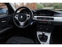 BMW 3-Serie 325i Executive | 6-Cillinder | Handgeschakeld | Slechts 179.000KM | Historie | Xenon | Climate | 19 Inch | Cruise Cont