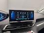 Peugeot 3008 1.6 HYbrid 225 Blue Lease Allure Elek. Achterklep | Digitaal Dashboard | Afneembare Trekhaak | Camera | Climate | Cruise | Getint Glas | Achteruitrijcamera | Afneembare trekhaak | Apple Carplay/Android Auto|telefoonintegratie premium
