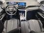 Peugeot 3008 1.6 HYbrid 225 Blue Lease Allure Elek. Achterklep | Digitaal Dashboard | Afneembare Trekhaak | Camera | Climate | Cruise | Getint Glas | Achteruitrijcamera | Afneembare trekhaak | Apple Carplay/Android Auto|telefoonintegratie premium