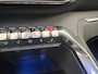 Peugeot 3008 1.6 HYbrid 225 Blue Lease Allure Elek. Achterklep | Digitaal Dashboard | Afneembare Trekhaak | Camera | Climate | Cruise | Getint Glas | Achteruitrijcamera | Afneembare trekhaak | Apple Carplay/Android Auto|telefoonintegratie premium