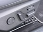 Kia EV6 Plus Advanced 77.4 kWh Leer Schuif-kanteldak Camera Adap.Cruise Warmtepomp V2L Elektr.-Stoel-Massage+Ventilatie+Verwarmd+Memory Apple Carplay Android Auto Navi Ecc Stuur+Stoelverwarming Matrix-LED Meridian-Audio PDC-a+v SOH 100% DAB Elek.Achterklep Lmv 20" Lane Assist Privacy Glas 1.600kg Trekvermogen! 1e Eigenaar Dealeronderhouden Origineel Nederlandse Auto Nieuwprijs €53.860,- snelladen tot 240 KW