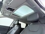Kia EV6 Plus Advanced 77.4 kWh Leer Schuif-kanteldak Camera Adap.Cruise Warmtepomp V2L Elektr.-Stoel-Massage+Ventilatie+Verwarmd+Memory Apple Carplay Android Auto Navi Ecc Stuur+Stoelverwarming Matrix-LED Meridian-Audio PDC-a+v SOH 100% DAB Elek.Achterklep Lmv 20" Lane Assist Privacy Glas 1.600kg Trekvermogen! 1e Eigenaar Dealeronderhouden Origineel Nederlandse Auto Nieuwprijs €53.860,- snelladen tot 240 KW