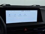 Kia EV6 Plus Advanced 77.4 kWh Leer Schuif-kanteldak Camera Adap.Cruise Warmtepomp V2L Elektr.-Stoel-Massage+Ventilatie+Verwarmd+Memory Apple Carplay Android Auto Navi Ecc Stuur+Stoelverwarming Matrix-LED Meridian-Audio PDC-a+v SOH 100% DAB Elek.Achterklep Lmv 20" Lane Assist Privacy Glas 1.600kg Trekvermogen! 1e Eigenaar Dealeronderhouden Origineel Nederlandse Auto Nieuwprijs €53.860,- snelladen tot 240 KW