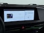 Kia EV6 Plus Advanced 77.4 kWh Leer Schuif-kanteldak Camera Adap.Cruise Warmtepomp V2L Elektr.-Stoel-Massage+Ventilatie+Verwarmd+Memory Apple Carplay Android Auto Navi Ecc Stuur+Stoelverwarming Matrix-LED Meridian-Audio PDC-a+v SOH 100% DAB Elek.Achterklep Lmv 20" Lane Assist Privacy Glas 1.600kg Trekvermogen! 1e Eigenaar Dealeronderhouden Origineel Nederlandse Auto Nieuwprijs €53.860,- snelladen tot 240 KW