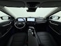 Kia EV6 Plus Advanced 77.4 kWh Leer Schuif-kanteldak Camera Adap.Cruise Warmtepomp V2L Elektr.-Stoel-Massage+Ventilatie+Verwarmd+Memory Apple Carplay Android Auto Navi Ecc Stuur+Stoelverwarming Matrix-LED Meridian-Audio PDC-a+v SOH 100% DAB Elek.Achterklep Lmv 20" Lane Assist Privacy Glas 1.600kg Trekvermogen! 1e Eigenaar Dealeronderhouden Origineel Nederlandse Auto Nieuwprijs €53.860,- snelladen tot 240 KW