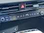 Kia EV6 Plus Advanced 77.4 kWh Leer Schuif-kanteldak Camera Adap.Cruise Warmtepomp V2L Elektr.-Stoel-Massage+Ventilatie+Verwarmd+Memory Apple Carplay Android Auto Navi Ecc Stuur+Stoelverwarming Matrix-LED Meridian-Audio PDC-a+v SOH 100% DAB Elek.Achterklep Lmv 20" Lane Assist Privacy Glas 1.600kg Trekvermogen! 1e Eigenaar Dealeronderhouden Origineel Nederlandse Auto Nieuwprijs €53.860,- snelladen tot 240 KW