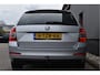 Skoda Octavia Combi 1.4 TSI Greentech Elegance Businessline Afn. trekhaak, Cruise, Keyless, Memory, Canton, Stoelverwarming, PDC, NAP