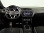 Volkswagen Tiguan 1.5 TSI R-Line Business 150 pk Automaat (DSG) | Verlengde garantie | Navigatie | Panoramadak | Trekhaak (wegklapbaar) | Parkeersensoren (Park assist) | Achteruitrijcamera | Stoelverwarming | R-Line |