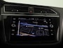 Volkswagen Tiguan 1.5 TSI R-Line Business 150 pk Automaat (DSG) | Verlengde garantie | Navigatie | Panoramadak | Trekhaak (wegklapbaar) | Parkeersensoren (Park assist) | Achteruitrijcamera | Stoelverwarming | R-Line |