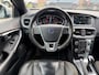 Volvo V40 2.0 D2 R-Design XENON/NAVI/CRUISE/HALF-LEDER/DEALER-ONDE/DB+WPOMP-VV