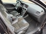 Volvo V40 2.0 D2 R-Design XENON/NAVI/CRUISE/HALF-LEDER/DEALER-ONDE/DB+WPOMP-VV