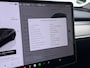 Tesla Model Y 300pk Warmtepomp LFP-Accu Leer Lmv Camera's Panoramadak Adap.Cruise Navi Ecc SOH 92% RWD Autopilot Stoel+Stuur+Achterbank Verwarming Elek.Achterklep Dodehoek detector Draadloze telefoonlader 1e Eigenaar Fabrieksgarantie op Motor en Accu tot 13-12-2030/160.000km 1.600KG-Trekvermogen
