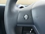 Tesla Model Y 300pk Warmtepomp LFP-Accu Leer Lmv Camera's Panoramadak Adap.Cruise Navi Ecc SOH 92% RWD Autopilot Stoel+Stuur+Achterbank Verwarming Elek.Achterklep Dodehoek detector Draadloze telefoonlader 1e Eigenaar Fabrieksgarantie op Motor en Accu tot 13-12-2030/160.000km 1.600KG-Trekvermogen