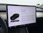 Tesla Model Y 300pk Warmtepomp LFP-Accu Leer Lmv Camera's Panoramadak Adap.Cruise Navi Ecc SOH 92% RWD Autopilot Stoel+Stuur+Achterbank Verwarming Elek.Achterklep Dodehoek detector Draadloze telefoonlader 1e Eigenaar Fabrieksgarantie op Motor en Accu tot 13-12-2030/160.000km 1.600KG-Trekvermogen