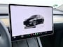 Tesla Model Y 300pk Warmtepomp LFP-Accu Leer Lmv Camera's Panoramadak Adap.Cruise Navi Ecc SOH 92% RWD Autopilot Stoel+Stuur+Achterbank Verwarming Elek.Achterklep Dodehoek detector Draadloze telefoonlader 1e Eigenaar Fabrieksgarantie op Motor en Accu tot 13-12-2030/160.000km 1.600KG-Trekvermogen