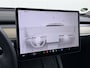 Tesla Model Y 300pk Warmtepomp LFP-Accu Leer Lmv Camera's Panoramadak Adap.Cruise Navi Ecc SOH 92% RWD Autopilot Stoel+Stuur+Achterbank Verwarming Elek.Achterklep Dodehoek detector Draadloze telefoonlader 1e Eigenaar Fabrieksgarantie op Motor en Accu tot 13-12-2030/160.000km 1.600KG-Trekvermogen