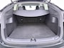 Tesla Model Y 300pk Warmtepomp LFP-Accu Leer Lmv Camera's Panoramadak Adap.Cruise Navi Ecc SOH 92% RWD Autopilot Stoel+Stuur+Achterbank Verwarming Elek.Achterklep Dodehoek detector Draadloze telefoonlader 1e Eigenaar Fabrieksgarantie op Motor en Accu tot 13-12-2030/160.000km 1.600KG-Trekvermogen