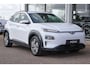 Hyundai Kona Electric 204pk EV Comfort 64 kWh | SoH 94% | Warmtepomp | Adaptive Cruise | Navigatie | Camera | PDC