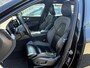 Volvo XC60 2.0 Recharge T6 AWD R-Design | Plug-in Hybrid (PHEV) | Achteruitrijcamera | Panoramadak | Stoelverwarming | LED Koplampen Adaptief | Alarm | Sportstoelen | Navigatie
