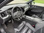 Volvo XC60 2.0 Recharge T6 AWD R-Design | Plug-in Hybrid (PHEV) | Achteruitrijcamera | Panoramadak | Stoelverwarming | LED Koplampen Adaptief | Alarm | Sportstoelen | Navigatie