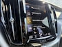 Volvo XC60 2.0 Recharge T6 AWD R-Design | Plug-in Hybrid (PHEV) | Achteruitrijcamera | Panoramadak | Stoelverwarming | LED Koplampen Adaptief | Alarm | Sportstoelen | Navigatie