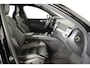 Volvo XC60 2.0 T6 Plug-in hybrid AWD Plus Black Edition / Opendak / HarmanKardon / Pilot assist