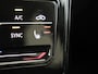 Volkswagen T-Cross 1.0 TSI Life Edition | Achteruitrijcamera | Navigatie | Digital cockpit Pro | Stoelverwarming | Keyless | Adaptieve cruise control | Grootlichtassistent |