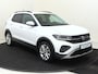 Volkswagen T-Cross 1.0 TSI Life Edition | Achteruitrijcamera | Navigatie | Digital cockpit Pro | Stoelverwarming | Keyless | Adaptieve cruise control | Grootlichtassistent |