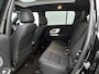 Mercedes-Benz GLB 250+ Business Solution Luxury 7p. 85.5 kWh | Premium pakket | Winterpakket | Nightpakket | Trekhaak | Smartphone integratie | Vast panoramadak | GUARD 360° |Sierdelen geborsteld aluminium | MBUX multimediasysteem Premium |