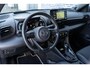 Toyota Yaris 1.5 Hybrid Executive | Panoramadak | Stoelverwarming | Navigatie | Parkeersensoren | Cruise Control Adaptief | Climate Control | Achteruitrijcamera | Apple Carplay