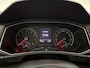 Volkswagen T-Roc 1.0 TSI Sport | Clima | LED | Parkeersensoren | Stoelverwarming | 17"LMV