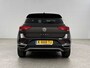 Volkswagen T-Roc 1.0 TSI Sport | Clima | LED | Parkeersensoren | Stoelverwarming | 17"LMV