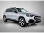 Mercedes-Benz GLB 250+ Business Solution AMG 7p. 85.5 kWh | Premium pakket | Winterpakket | Nightpakket | Trekhaak | Smartphone integratie | Vast panoramadak | Sfeerverlichting | GUARD 360° |
