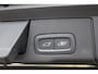 Volvo XC60 T8 455PK Ultimate Dark | 360º | Luchtvering | Trekhaak | Getint Glas | Panoramadak | Memory
