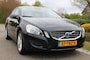 Volvo V60 1.6 T3 150pk Kinetic ECC/cruise/navi/PDC/trekhaak