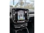 Volvo XC40 Recharge P8 AWD R-Design | Warmtepomp | Harman Kardon Audio | 360 Graden Camera | Trekhaak | Panoramadak | LED Koplampen Adaptief | Lichtmetalen Velgen 20 inch | Navigatie | Keyless Entry