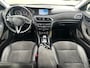 INFINITI Q30 1.6t Premium , automaat , leer, navigatie, pdc voor en achter met camera