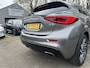 INFINITI Q30 1.6t Premium , automaat , leer, navigatie, pdc voor en achter met camera