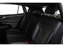 Volkswagen ID.4 Pro Oranje Edition 286pk Automaat Adaptive cruise control, Elektrische achterklep, LED matrix koplampen, Achteruitrijcamera, Stuurwiel verwarmd