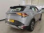 Kia Sportage 1.6 T-GDi 180pk Hybrid Automaat DynamicLine | CarPlay | Navi | PDC voor + achter | Achteruitrijcamera | LED | 17"