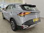 Kia Sportage 1.6 T-GDi 180pk Hybrid Automaat DynamicLine | CarPlay | Navi | PDC voor + achter | Achteruitrijcamera | LED | 17"
