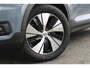 Volvo XC40 T4 Automaat Recharge R-Design Expression | Adapt. Cruise | El. Trekhaak | Camera | BLIS | Verw.  Voorstoelen & Stuurwiel | Leder | Keyless |