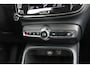 Volvo XC40 T4 Automaat Recharge R-Design Expression | Adapt. Cruise | El. Trekhaak | Camera | BLIS | Verw.  Voorstoelen & Stuurwiel | Leder | Keyless |