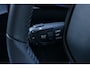 Peugeot 208 1.2 PureTech Allure Pack | Trekhaak | Adapt. cruise control | Lichtmetalen velgen | Stoelverwarming | Camera |