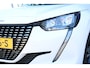 Peugeot 208 1.2 PureTech Allure Pack | Trekhaak | Adapt. cruise control | Lichtmetalen velgen | Stoelverwarming | Camera |