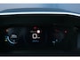Peugeot 208 1.2 PureTech Allure Pack | Trekhaak | Adapt. cruise control | Lichtmetalen velgen | Stoelverwarming | Camera |