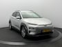 Hyundai Kona Electric EV Fashion 64 kWh 3- Fase SOH 95,6% | Warmtepomp | Camera | Navigatie | Head-Up Display