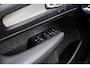 Volvo XC40 1.5 T5 Recharge R-Design | Plug-in Hybrid (PHEV) | Panoramadak | Harman Kardon Audio | 360 Graden Camera | Elektrisch Verstelbare Voorstoelen | Lichtmetalen Velgen 20 inch | LED Koplampen Adaptief | Navigatie | Apple Carplay | Android Auto | Keyless Entry