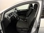 Volkswagen Golf 1.2 TSI CUP Edition Airco, Cruise control, Parkeersensoren, Lichtmetalen velgen, Stoelverwarming, A start stop, Radio