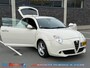Alfa Romeo MiTo 1.4 Distinctive | Climate | Distributie '24 | Onderhoud Aanwezig